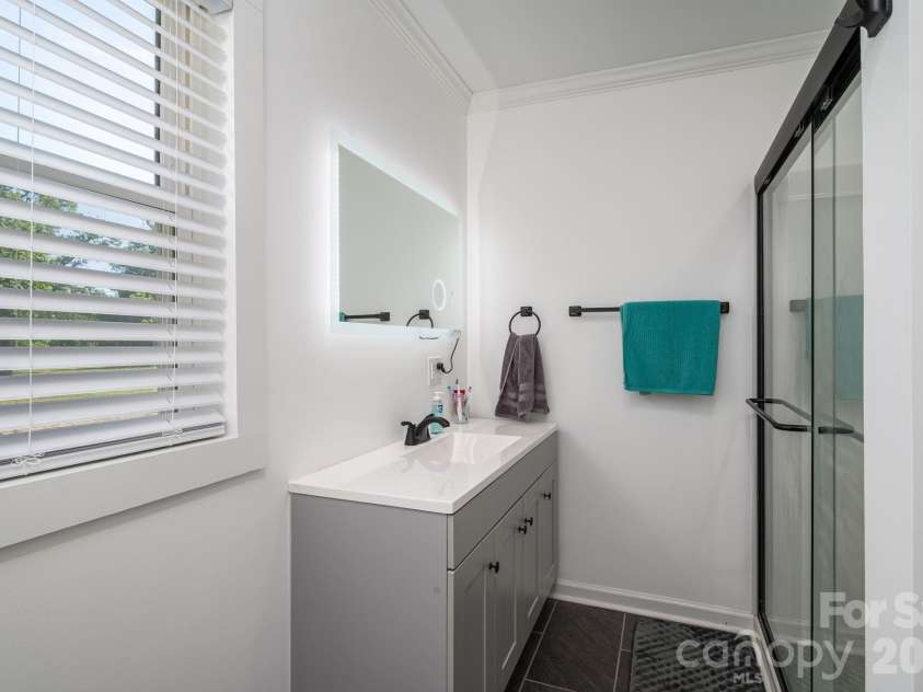304 Margie Street, Belmont, NC 28012.  MLS# CAR4366449, YatesRealty ID 22986. 
