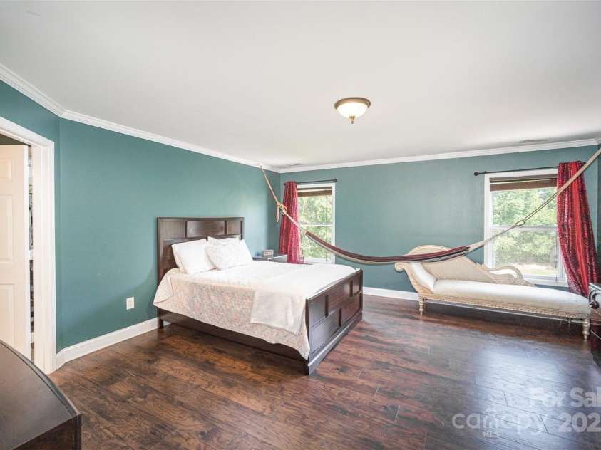 4732 Meadowfield Road, Charlotte, NC 28215.  MLS# CAR4274693, YatesRealty ID 22987. Bedroom 1