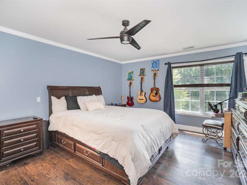 4732 Meadowfield Road, Charlotte, NC 28215.  MLS# CAR4274693, YatesRealty ID 22987. Bedroom 2