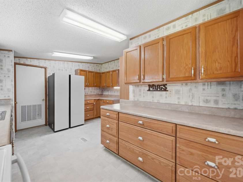 1488 Watermill Road, Morganton, NC 28655.  MLS# CAR4379611, YatesRealty ID 22988. 