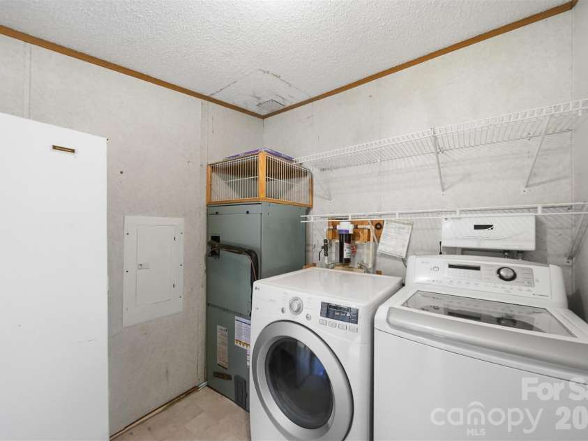 1488 Watermill Road, Morganton, NC 28655.  MLS# CAR4379611, YatesRealty ID 22988. Laundry room