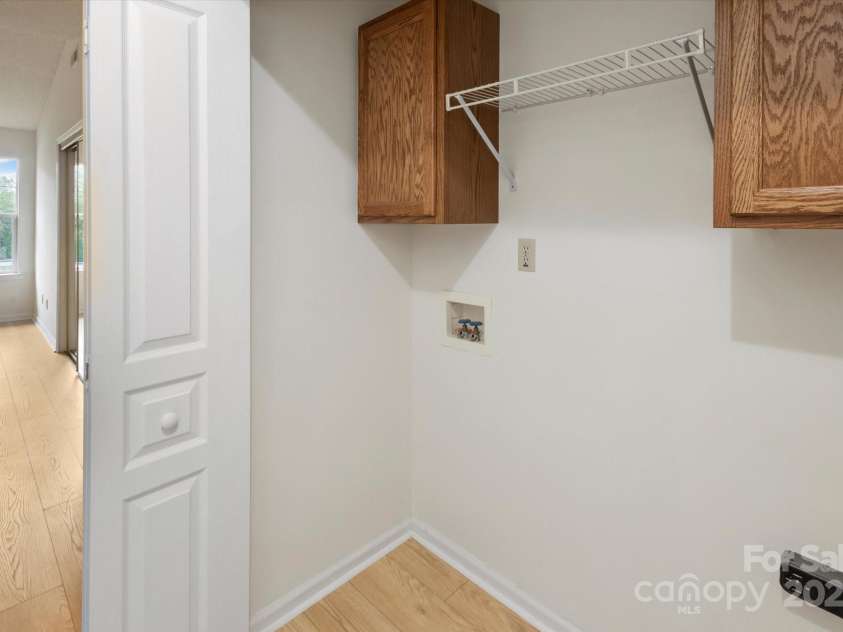 102 Fox Den Court, Hendersonville, NC 28792.  MLS# CAR4316713, YatesRealty ID 22989. 