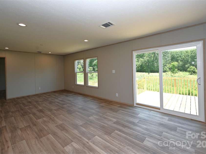 1213 Renno Road, Clinton, SC 29235.  MLS# CAR4257962, YatesRealty ID 2299. 