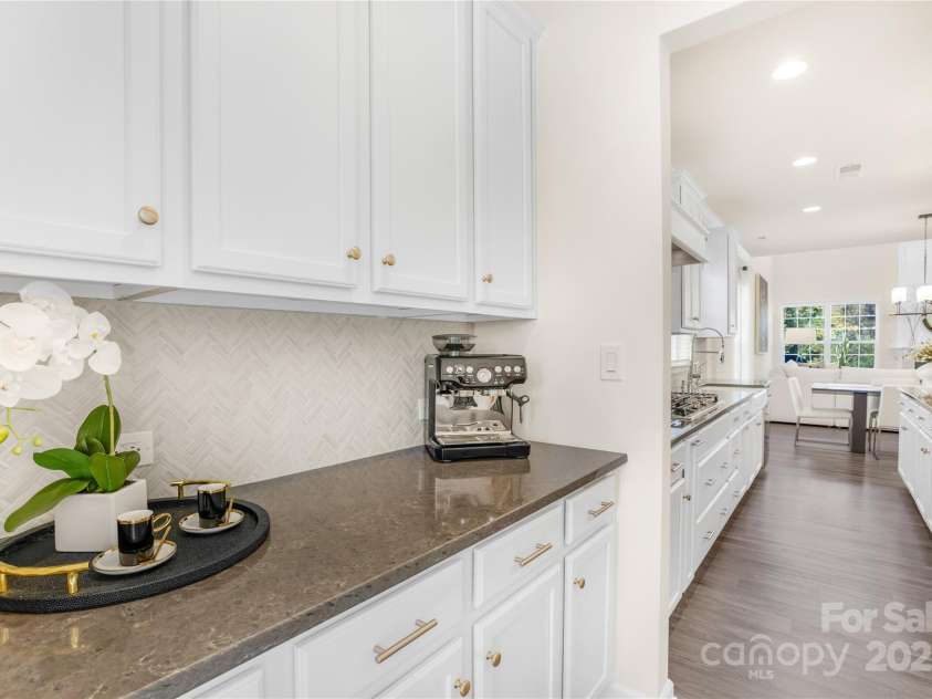 12632 Dunloe Wood Drive, Huntersville, NC 28078.  MLS# CAR4331517, YatesRealty ID 2299. 