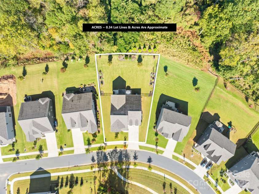 12632 Dunloe Wood Drive, Huntersville, NC 28078.  MLS# CAR4331517, YatesRealty ID 2299. 