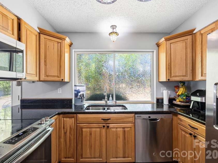 1 Eastway Court, Fletcher, NC 28732.  MLS# CAR4377103, YatesRealty ID 22990. Kitchen