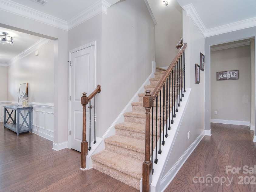 2014 Burton Point Court, Waxhaw, NC 28173.  MLS# CAR4248200, YatesRealty ID 22990. 