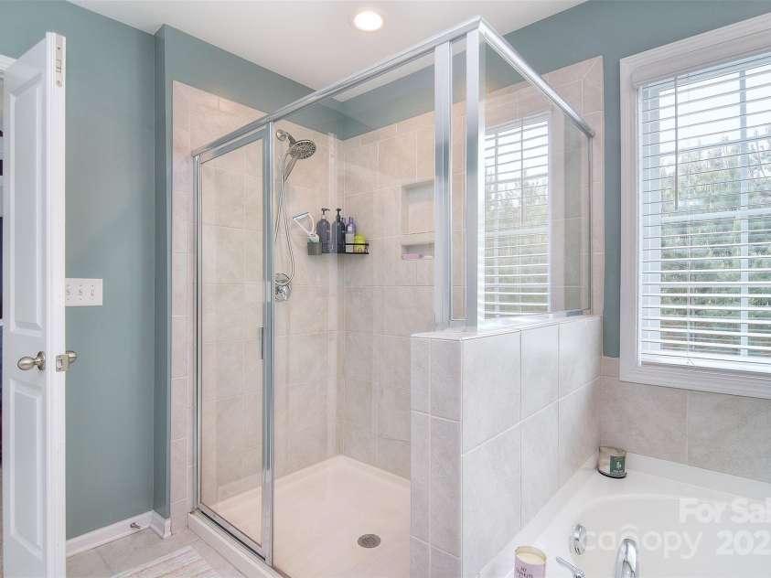 2014 Burton Point Court, Waxhaw, NC 28173.  MLS# CAR4248200, YatesRealty ID 22990. 