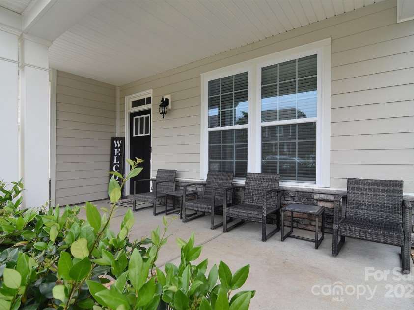 2014 Burton Point Court, Waxhaw, NC 28173.  MLS# CAR4248200, YatesRealty ID 22990. Front Porch