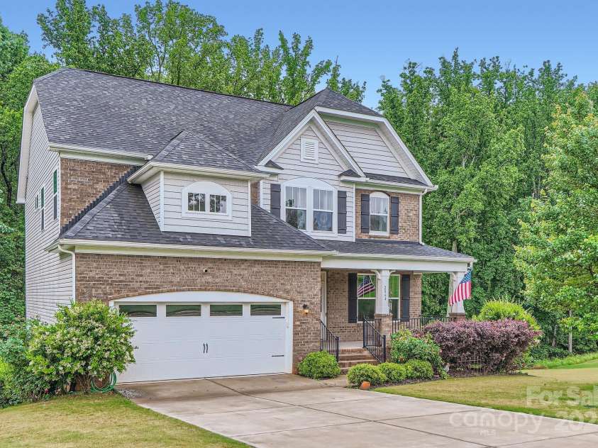 2864 Park Ridge Boulevard, Rock Hill, SC 29732.  MLS# CAR4220090, YatesRealty ID 22991. 