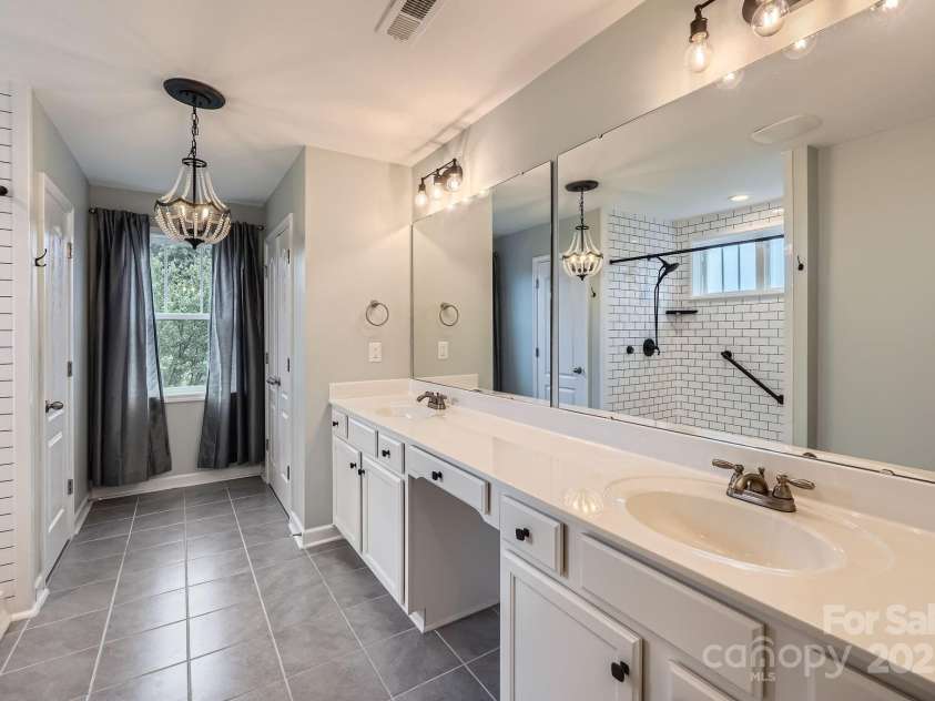 2864 Park Ridge Boulevard, Rock Hill, SC 29732.  MLS# CAR4220090, YatesRealty ID 22991. 