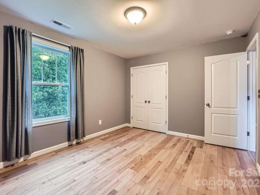 2864 Park Ridge Boulevard, Rock Hill, SC 29732.  MLS# CAR4220090, YatesRealty ID 22991. 