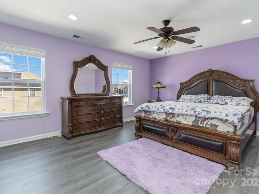 3960 Franklin Meadows Drive, Matthews, NC 28105.  MLS# CAR4231754, YatesRealty ID 22992. 