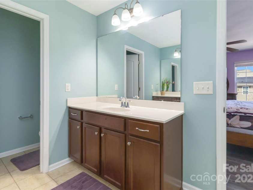 3960 Franklin Meadows Drive, Matthews, NC 28105.  MLS# CAR4231754, YatesRealty ID 22992. 