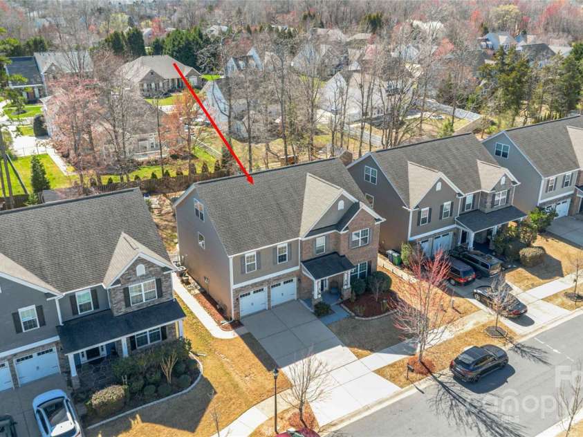 3960 Franklin Meadows Drive, Matthews, NC 28105.  MLS# CAR4231754, YatesRealty ID 22992. 