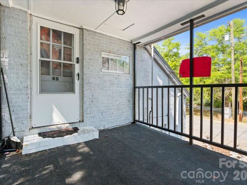 501 Church Street, Cheraw, SC 29520.  MLS# CAR4382511, YatesRealty ID 22992. 