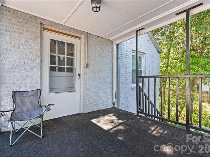 501 Church Street, Cheraw, SC 29520.  MLS# CAR4382511, YatesRealty ID 22992. 
