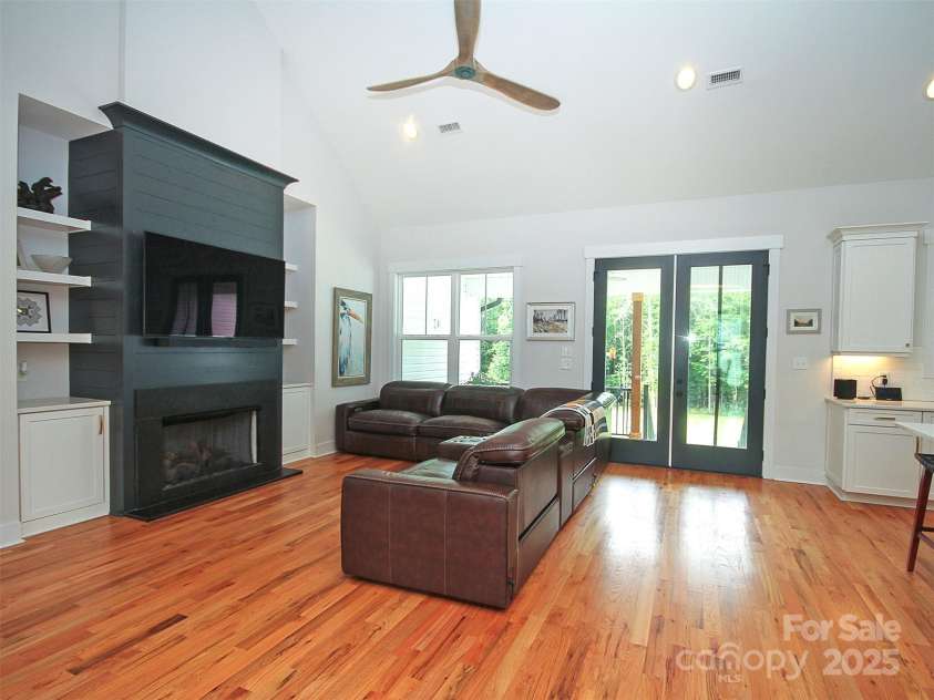 4282 Brandy Creek Court, Clover, SC 29710.  MLS# CAR4270337, YatesRealty ID 22993. 