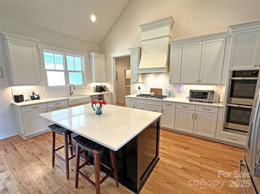 4282 Brandy Creek Court, Clover, SC 29710.  MLS# CAR4270337, YatesRealty ID 22993. 