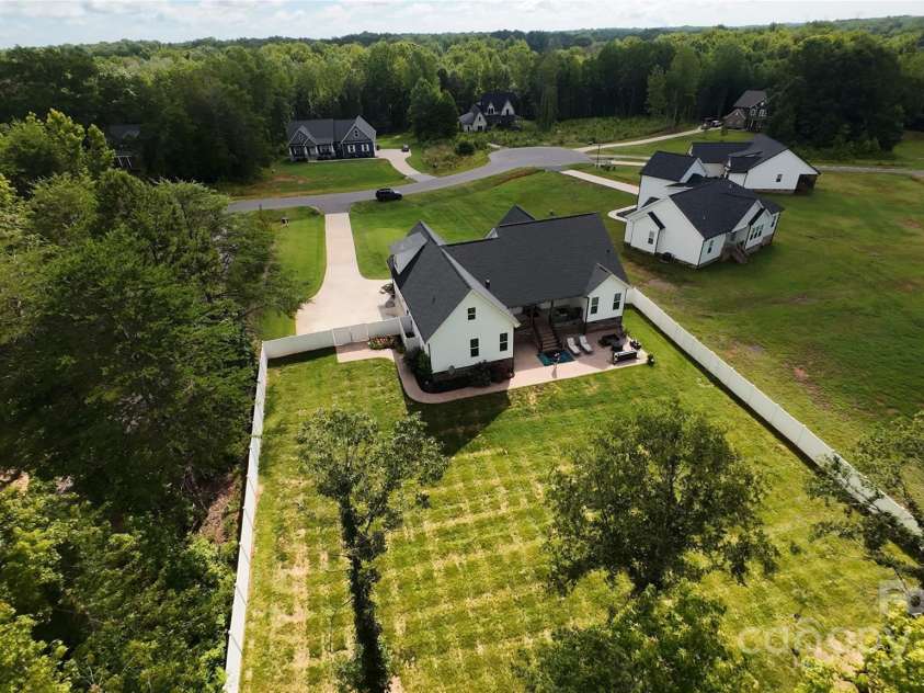 4282 Brandy Creek Court, Clover, SC 29710.  MLS# CAR4270337, YatesRealty ID 22993. 