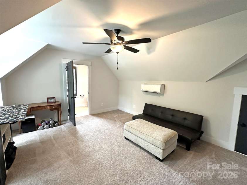 4282 Brandy Creek Court, Clover, SC 29710.  MLS# CAR4270337, YatesRealty ID 22993. 