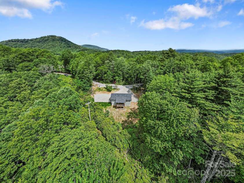 185 Little Elbow Mountain Road, Lake Toxaway, NC 28747.  MLS# CAR4265070, YatesRealty ID 22994. 