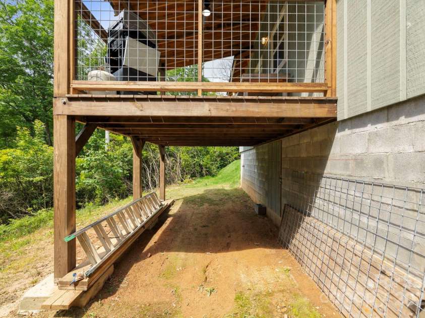 185 Little Elbow Mountain Road, Lake Toxaway, NC 28747.  MLS# CAR4265070, YatesRealty ID 22994. Back porch