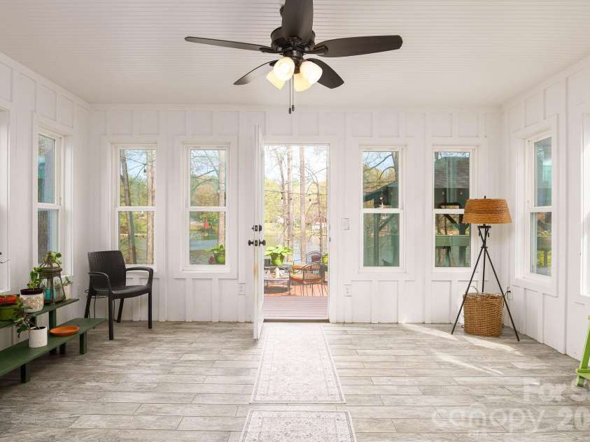 2141 Walker Road, Winston Salem, NC 27106.  MLS# CAR4367580, YatesRealty ID 22994. 