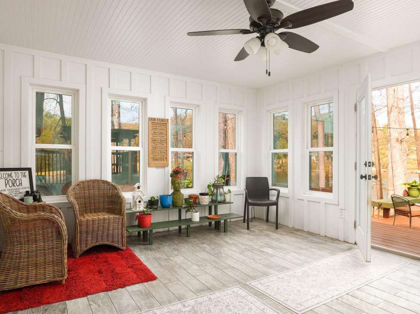 2141 Walker Road, Winston Salem, NC 27106.  MLS# CAR4367580, YatesRealty ID 22994. 