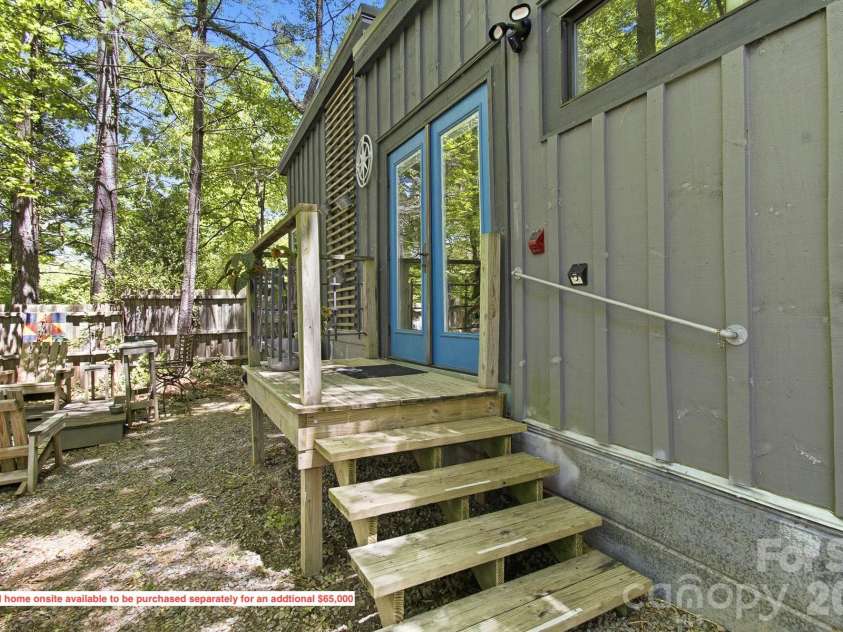 20 Reed Road, Asheville, NC 28805.  MLS# CAR4380460, YatesRealty ID 22995. 