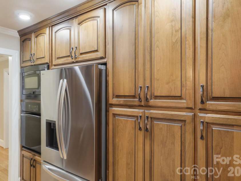 405 Hillcrest Drive, Harrisburg, NC 28075.  MLS# CAR4380571, YatesRealty ID 22996. 
