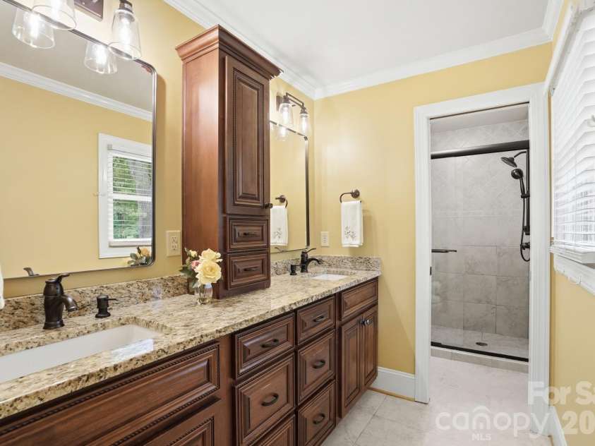 405 Hillcrest Drive, Harrisburg, NC 28075.  MLS# CAR4380571, YatesRealty ID 22996. 