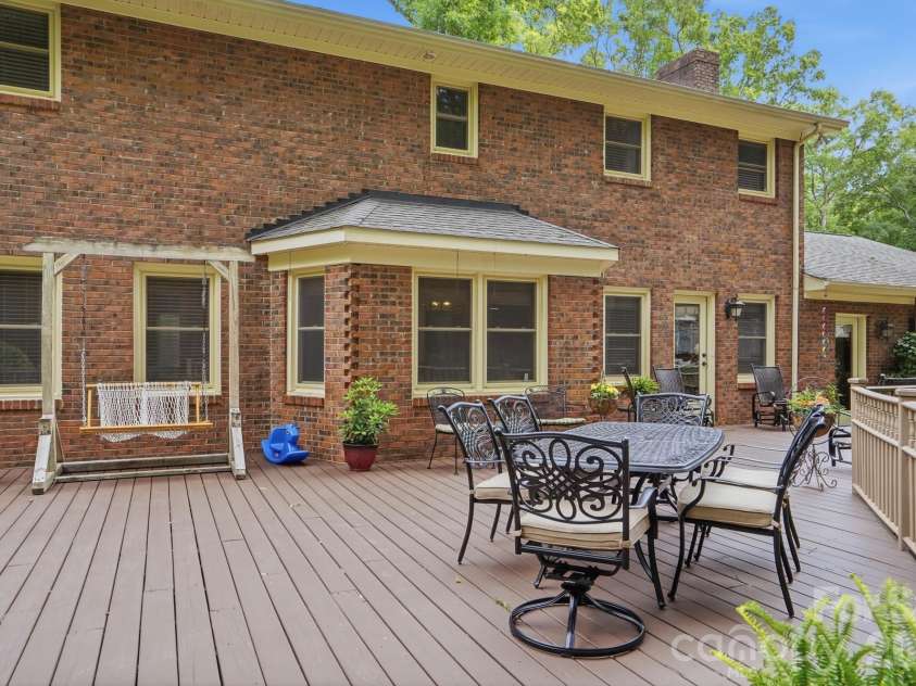 405 Hillcrest Drive, Harrisburg, NC 28075.  MLS# CAR4380571, YatesRealty ID 22996. 