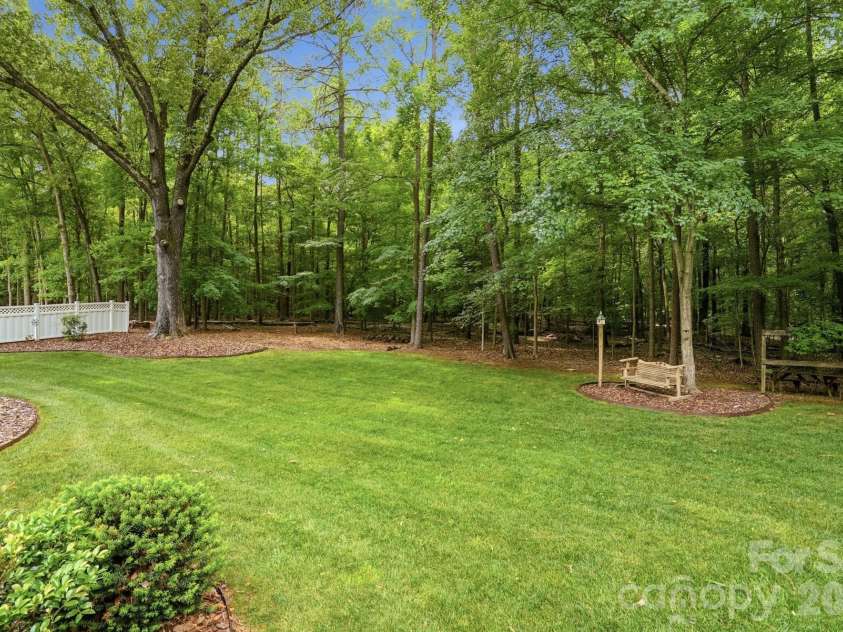 405 Hillcrest Drive, Harrisburg, NC 28075.  MLS# CAR4380571, YatesRealty ID 22996. 