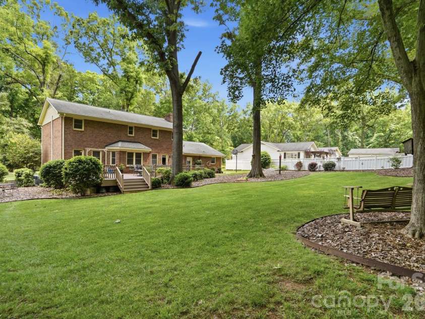 405 Hillcrest Drive, Harrisburg, NC 28075.  MLS# CAR4380571, YatesRealty ID 22996. 