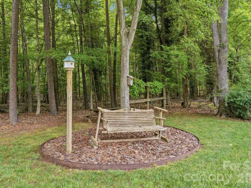 405 Hillcrest Drive, Harrisburg, NC 28075.  MLS# CAR4380571, YatesRealty ID 22996. 