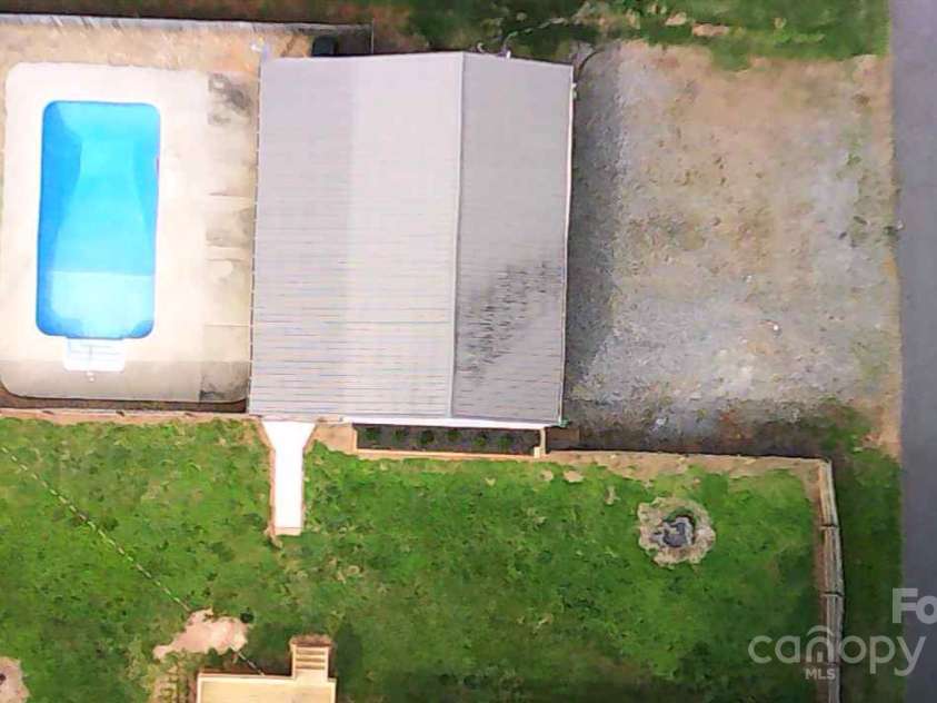 137 Hardin Road, Forest City, NC 28043.  MLS# CAR4264379, YatesRealty ID 22997. 