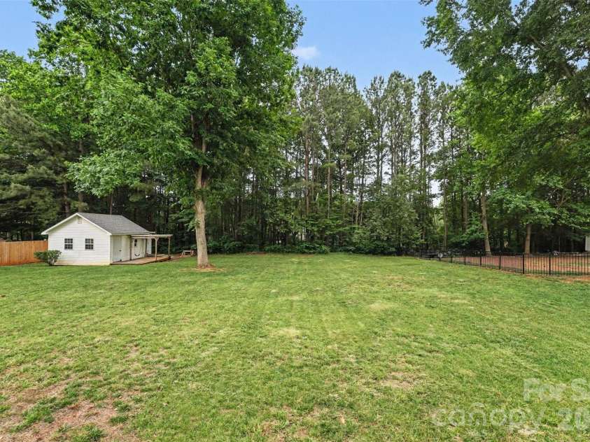 119 Stumpy Creek Road, Mooresville, NC 28117.  MLS# CAR4378604, YatesRealty ID 22999. 