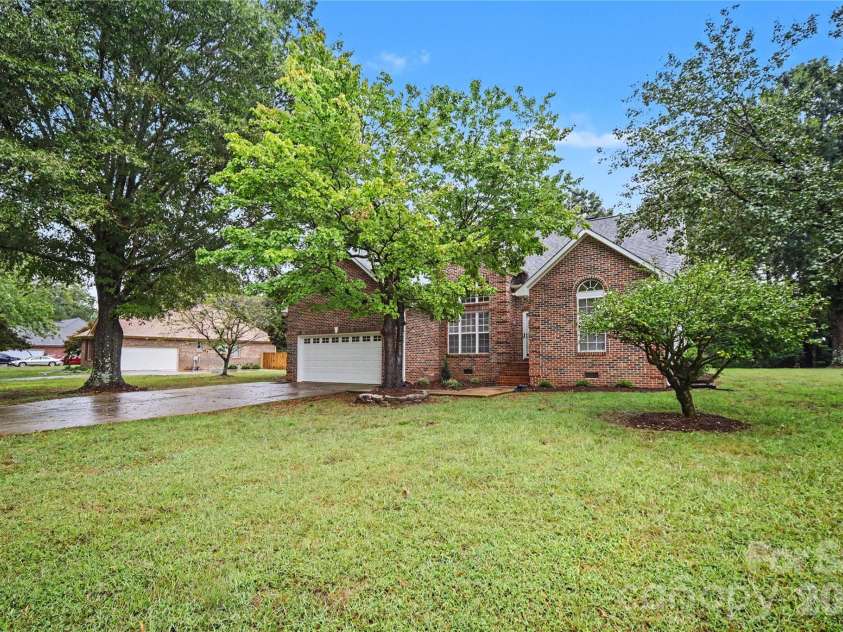 119 Stumpy Creek Road, Mooresville, NC 28117.  MLS# CAR4428106, YatesRealty ID 22999. 