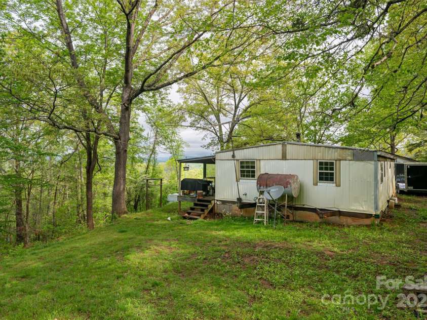 25 Coal Creek Lane, Weaverville, NC 28787.  MLS# CAR4251117, YatesRealty ID 230. 