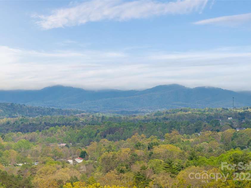 25 Coal Creek Lane, Weaverville, NC 28787.  MLS# CAR4251117, YatesRealty ID 230. 