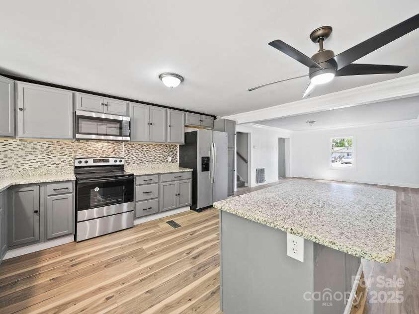 308 Miller Street, Jefferson, SC 29718.  MLS# CAR4244661, YatesRealty ID 2300. 