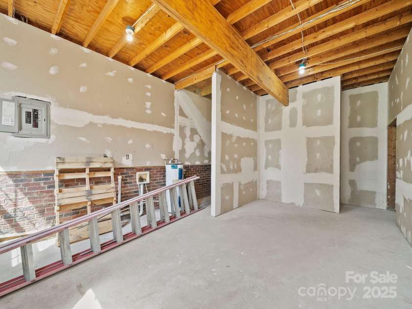 308 Miller Street, Jefferson, SC 29718.  MLS# CAR4244661, YatesRealty ID 2300. 