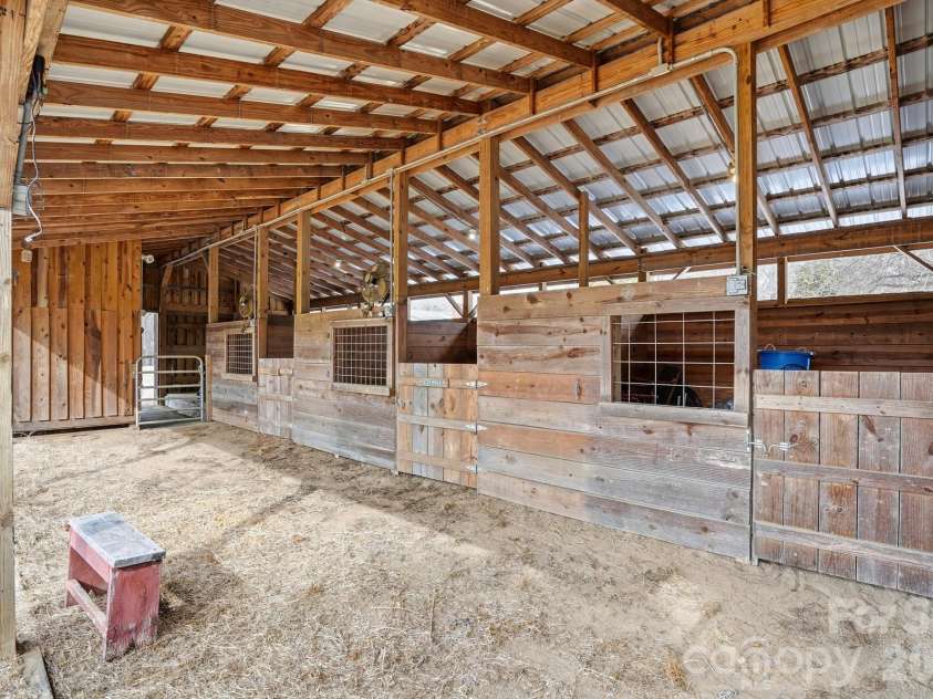 7511 Old Mocksville Road, Salisbury, NC 28144.  MLS# CAR4342046, YatesRealty ID 2300. 3 stalls w/ rubber mats