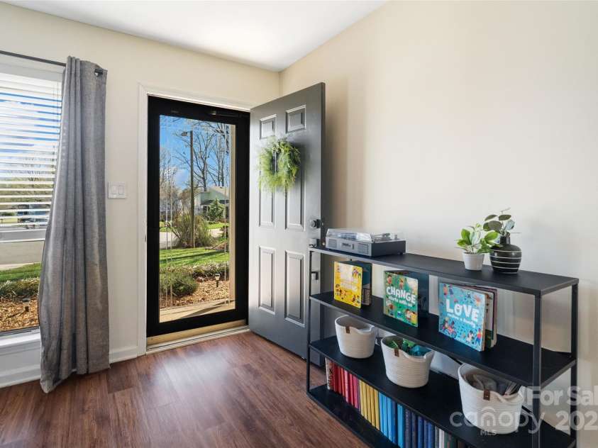 7656 Eastbourne Road, Charlotte, NC 28227.  MLS# CAR4238426, YatesRealty ID 23000. 