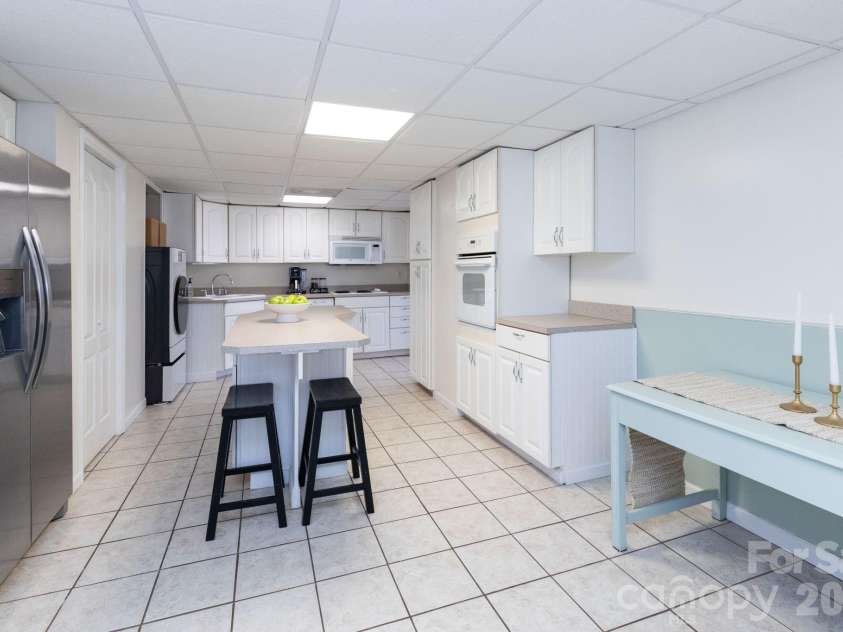 143 Devonwood Drive, Marion, NC 28752.  MLS# CAR4358498, YatesRealty ID 23001. 