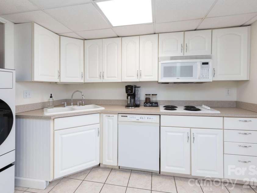 143 Devonwood Drive, Marion, NC 28752.  MLS# CAR4358498, YatesRealty ID 23001. Lower Level Kitchen