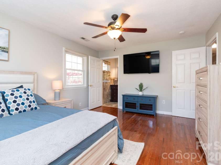 143 Devonwood Drive, Marion, NC 28752.  MLS# CAR4358498, YatesRealty ID 23001. Main Level: Primary Bedroom