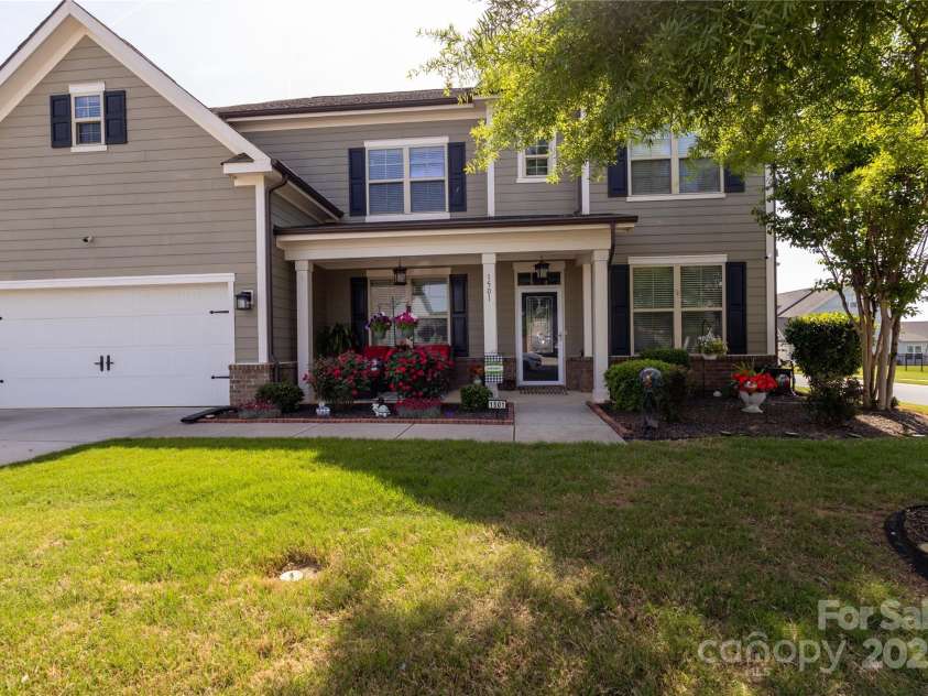 1501 Allegheny Way, Waxhaw, NC 28173.  MLS# CAR4238319, YatesRealty ID 23001. 