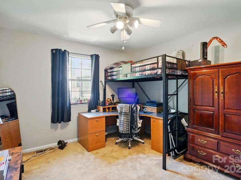 6044 Heath Valley Road, Charlotte, NC 28210.  MLS# CAR4269219, YatesRealty ID 23002. 